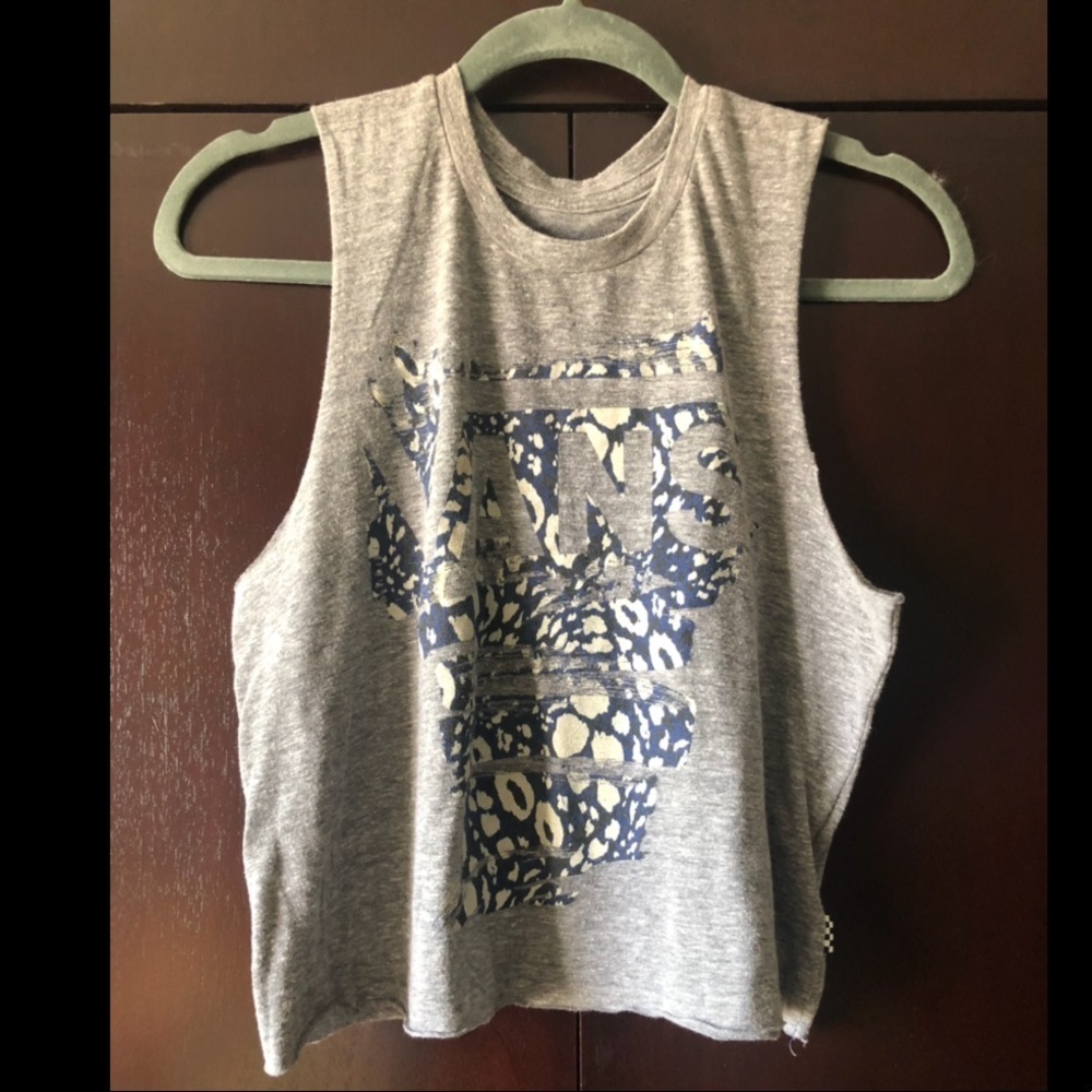 Vans off the wall muscle tee in gray with blue and white leopard print. Size xs